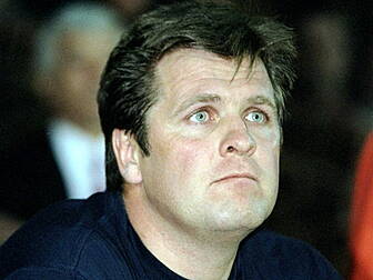 Jan Molby tells Kevin Kilbane...